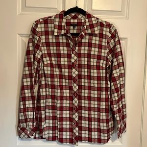 Talbots Women’s M button down shirt. Like new, red white and black